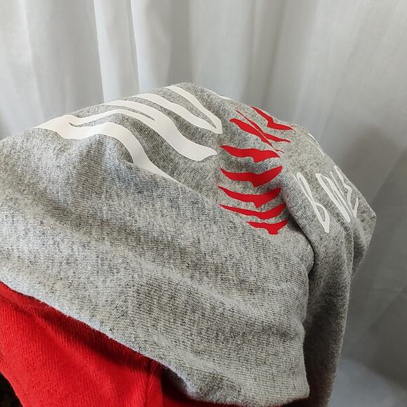 Gildan Red Heather Gray "There's No Crying in Baseball" Henley, M - Picture 8 of 8